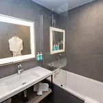 Novotel De Maine