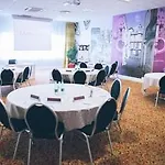 Novotel De Maine Hotel