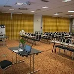 Novotel De Maine Hotel