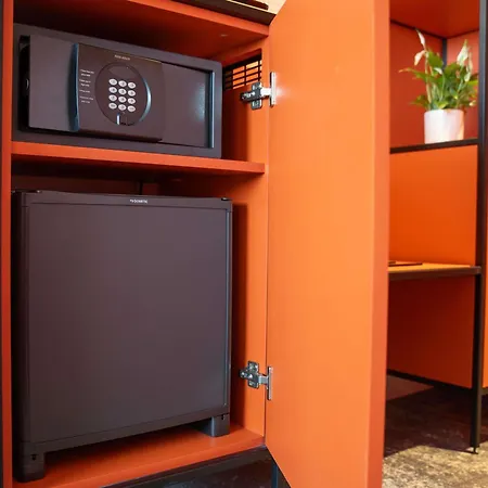 Отель Novotel De Maine Анже