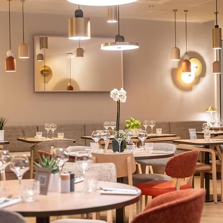 Novotel De Maine Hotel 4*