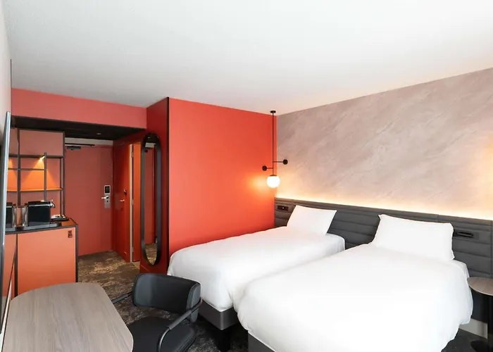 Novotel De Maine Hotel