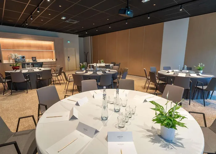 Novotel De Maine 호텔 4*