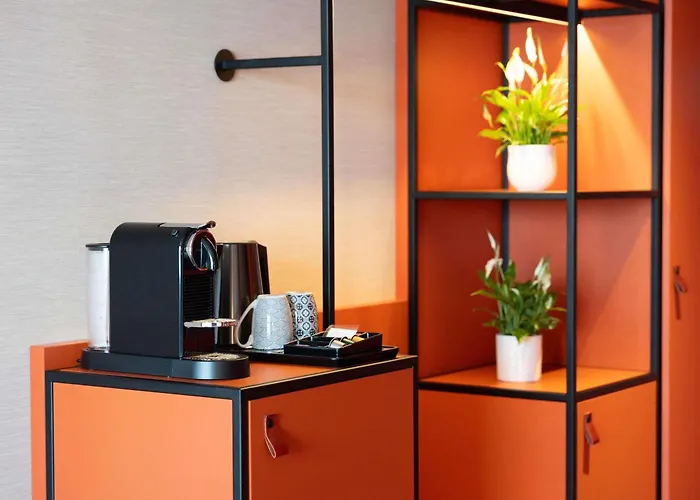 Novotel De Maine Hotel