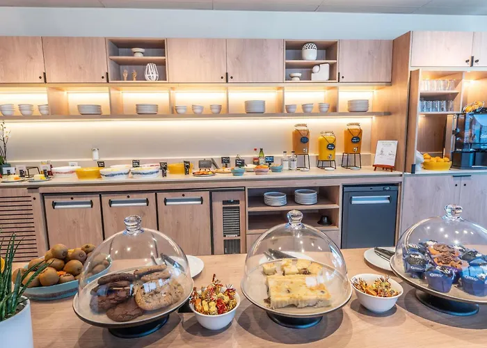 Novotel De Maine Hotel 4*