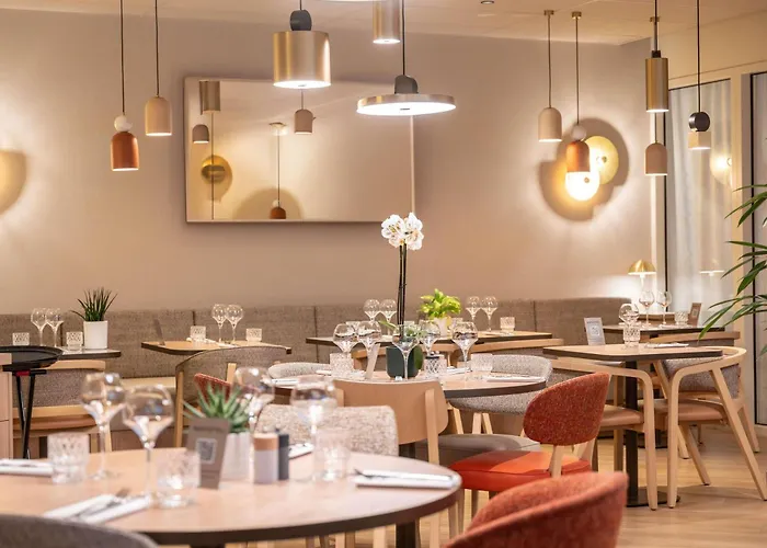 Novotel De Maine Hotel 4*