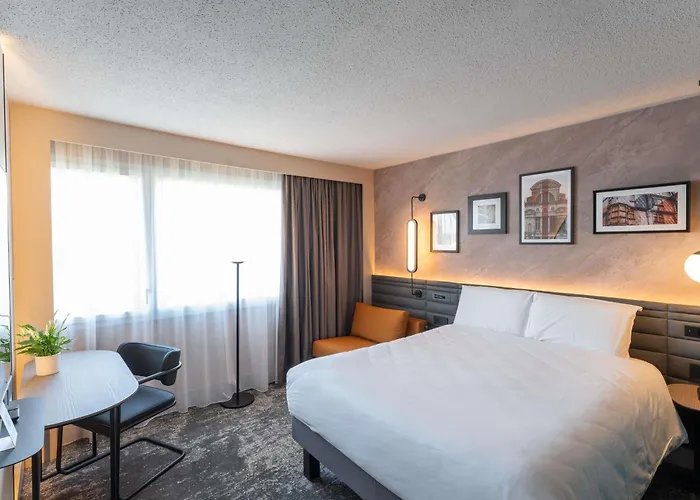 Novotel De Maine 호텔 4*