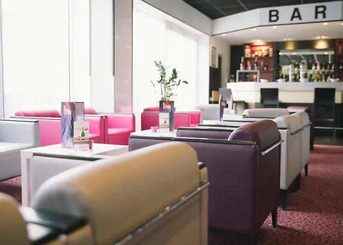 Novotel De Maine Hotel